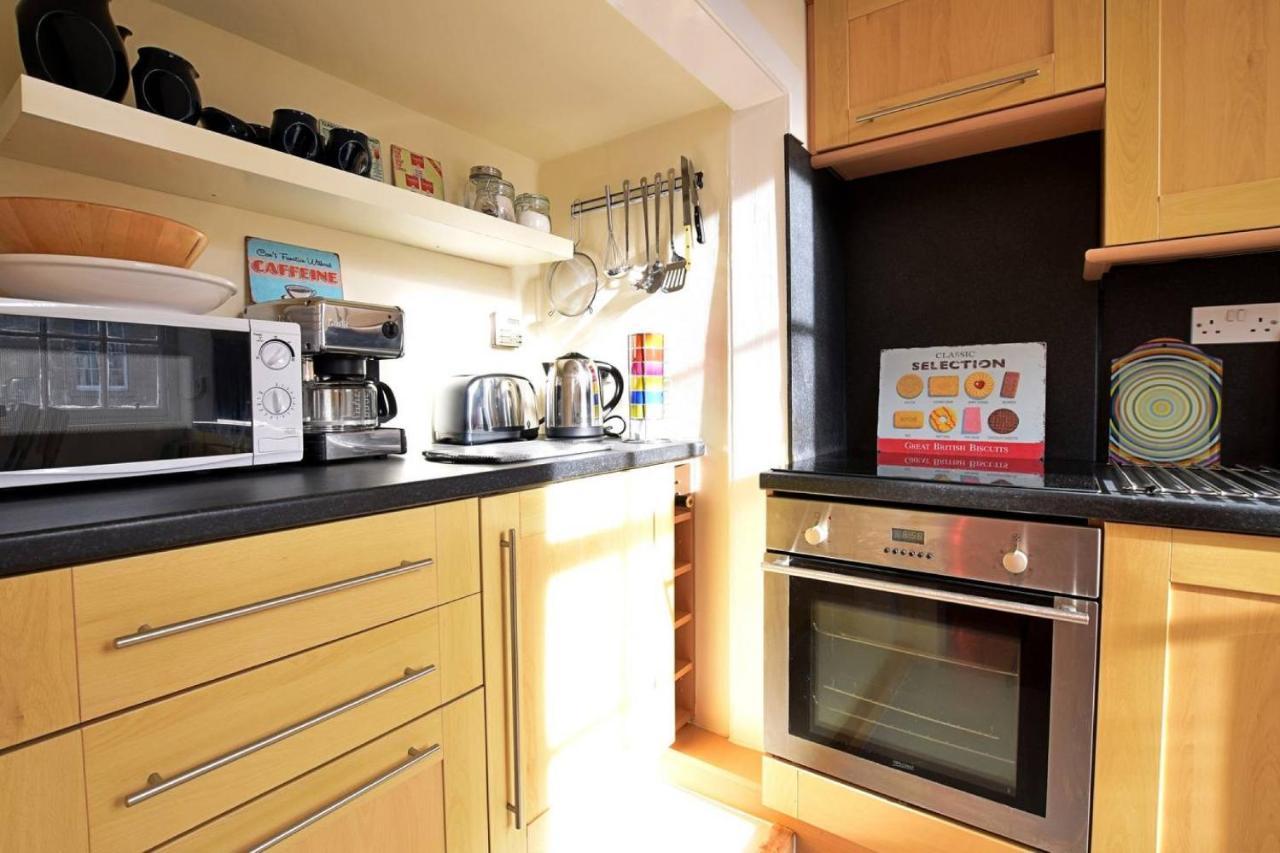 Joivy Bright Flat With Workspace In New Town Edinburgh Bagian luar foto