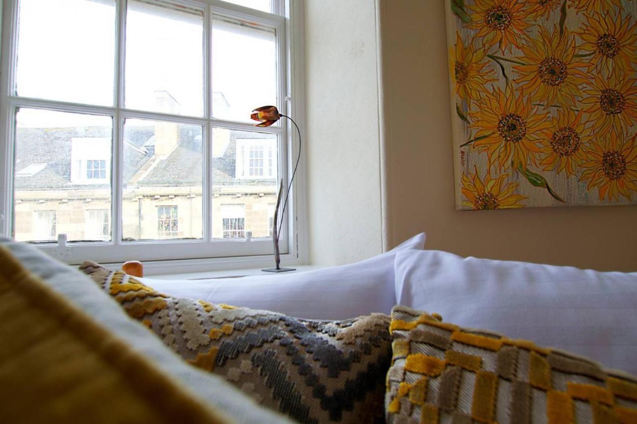 Joivy Bright Flat With Workspace In New Town Edinburgh Bagian luar foto